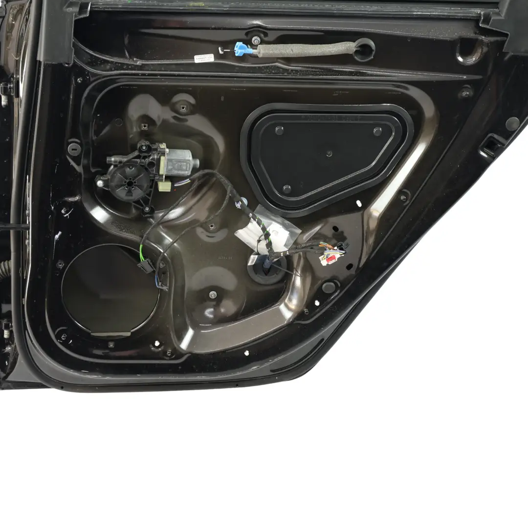 Audi A3 8V Sportback Drzwi Tylne Prawe Czarne Z9Z - SKU 8V4833052E-PBC - Numer Części 8V4833052E
