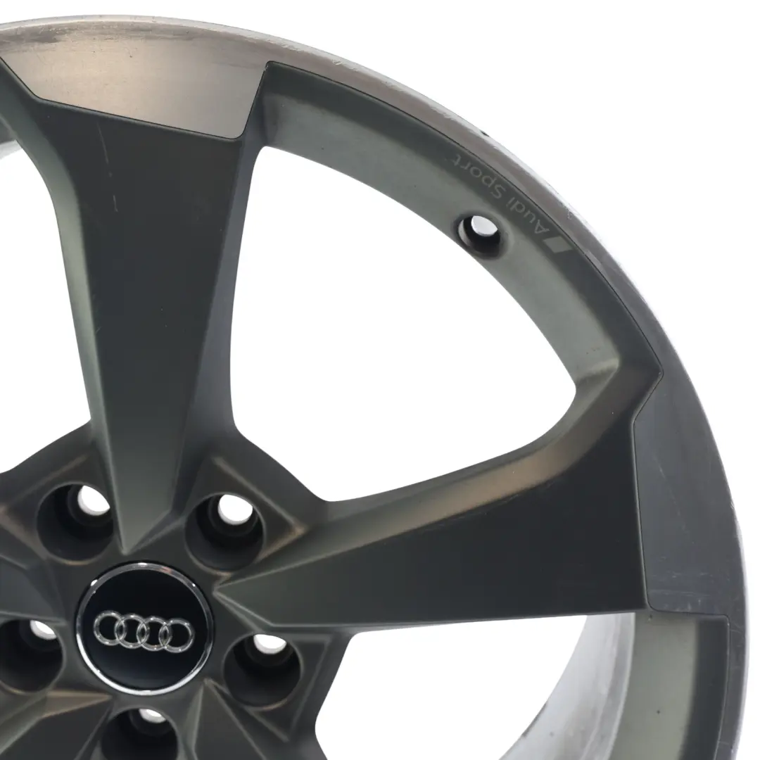 Llanta Aluminio Gris 19" 8.5J ET:40 Sport para Audi A4 B9 con número de pieza 8W0601025CG Audi A4 B9 Llanta Aluminio Gris 19" 8.5J ET:40 Sport - SKU 8W0601025CG-1 - Número de pieza 8W0601025CG