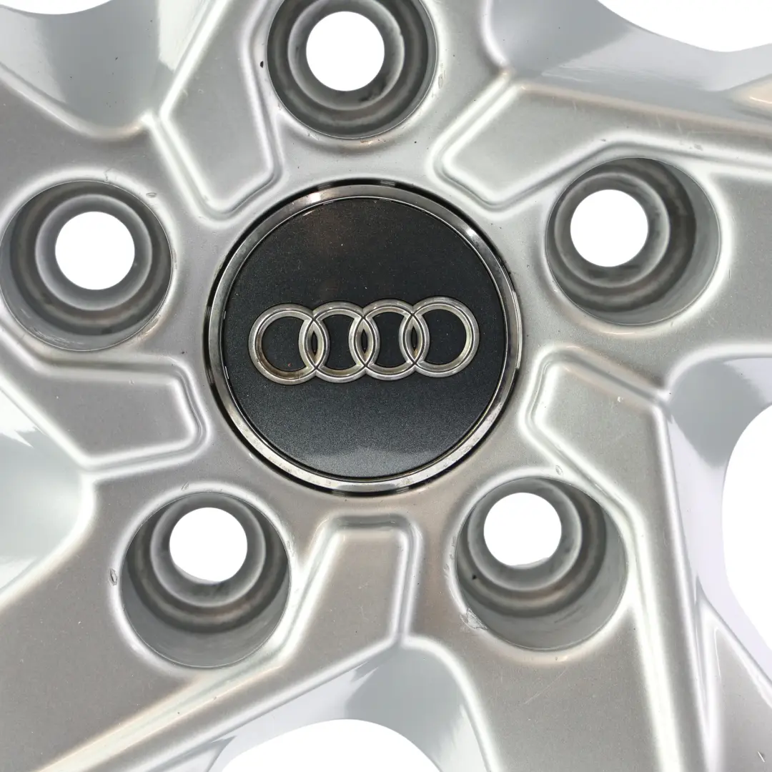 Alu Felge 17" 7.5J ET:38 5/112 8Z8 5 V Speiche für Audi A4 S4 8W B9 mit Teilenummer 8W0601025K Audi A4 S4 8W B9 Alu Felge 17" 7.5J ET:38 5/112 8Z8 5 V Speiche - SKU 8W0601025K-1 - Teilenummer 8W0601025K