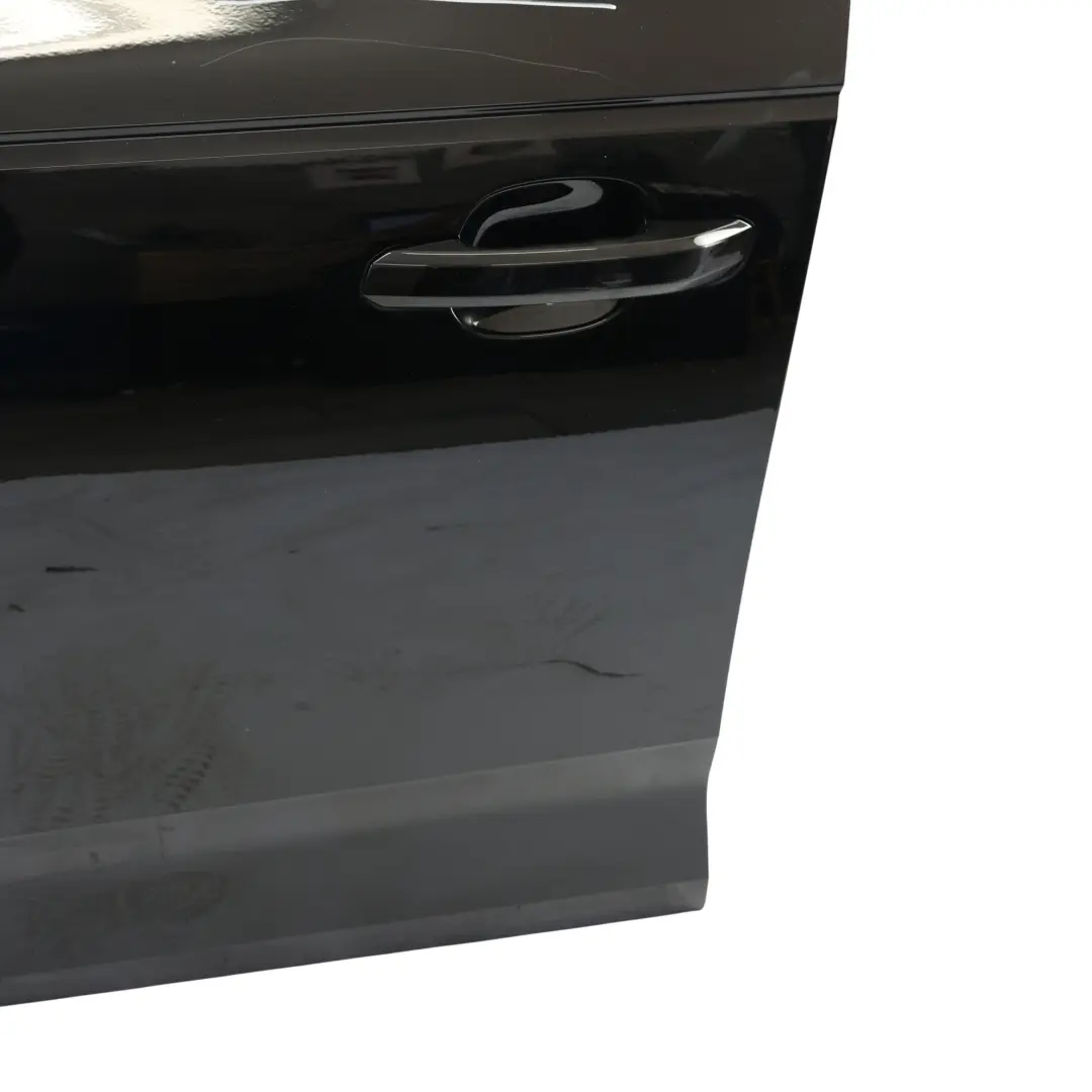 Drzwi Lewe Przednie Brilliant Black Czarny Metalik Y9B do Audi A4 B9 o numerze 8W0831051 Audi A4 B9 Drzwi Lewe Przednie Brilliant Black Czarny Metalik Y9B - SKU 8W0831051-BBL - Numer Części 8W0831051
