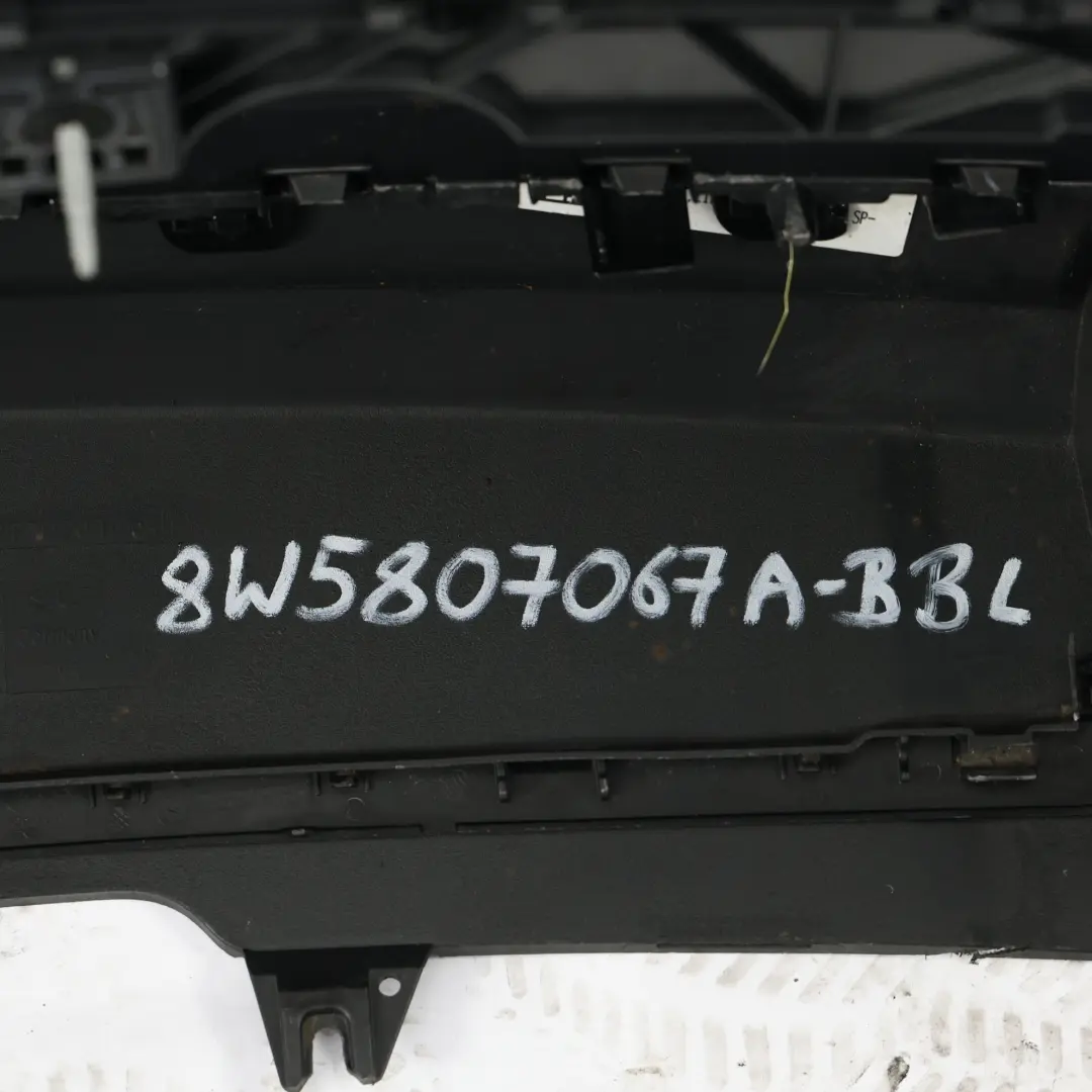 Audi A4 B9 Saloon Panel Osłona Zderzak Tylny Tył Czarny Metaliczny Y9B - SKU 8W5807067A-BBL - Numer Części 8W5807067A