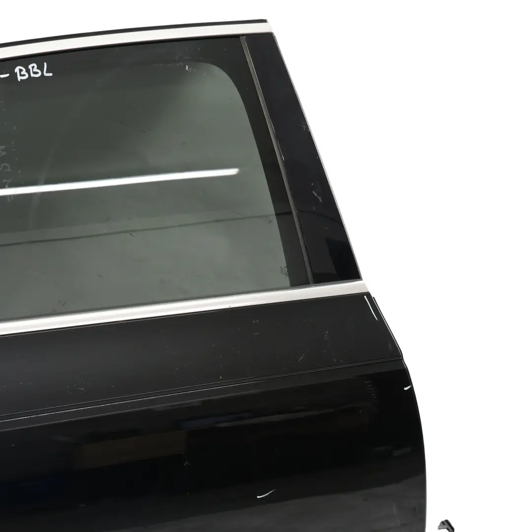 Audi A4 S4 B9 Limousine Hintertür Rechts Brillantschwarz Metallic Y9B - SKU 8W5833052C-BBL - Teilenummer 8W5833052C
