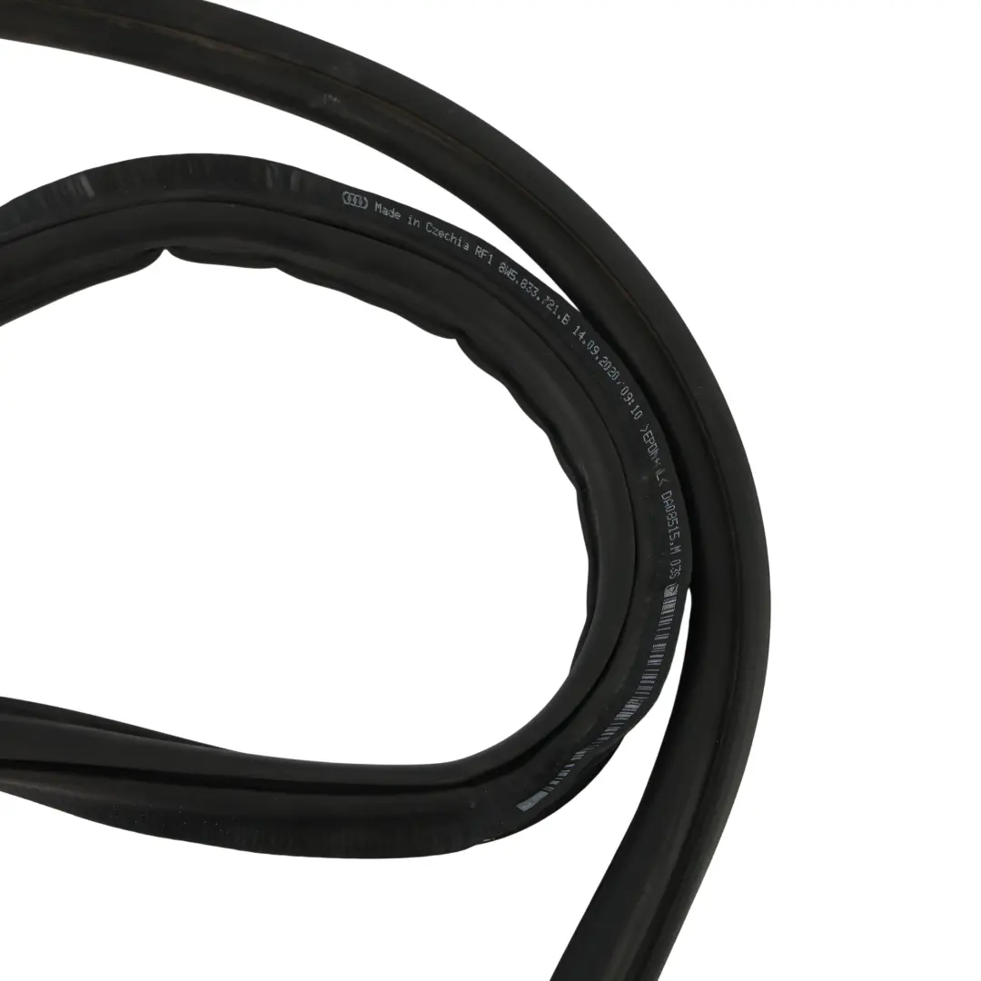 Audi A4 B9 S4 8W Joint Caoutchouc Arrière Gauche Droite - SKU 8W5833721B - Numéro de pièce 8W5833721B