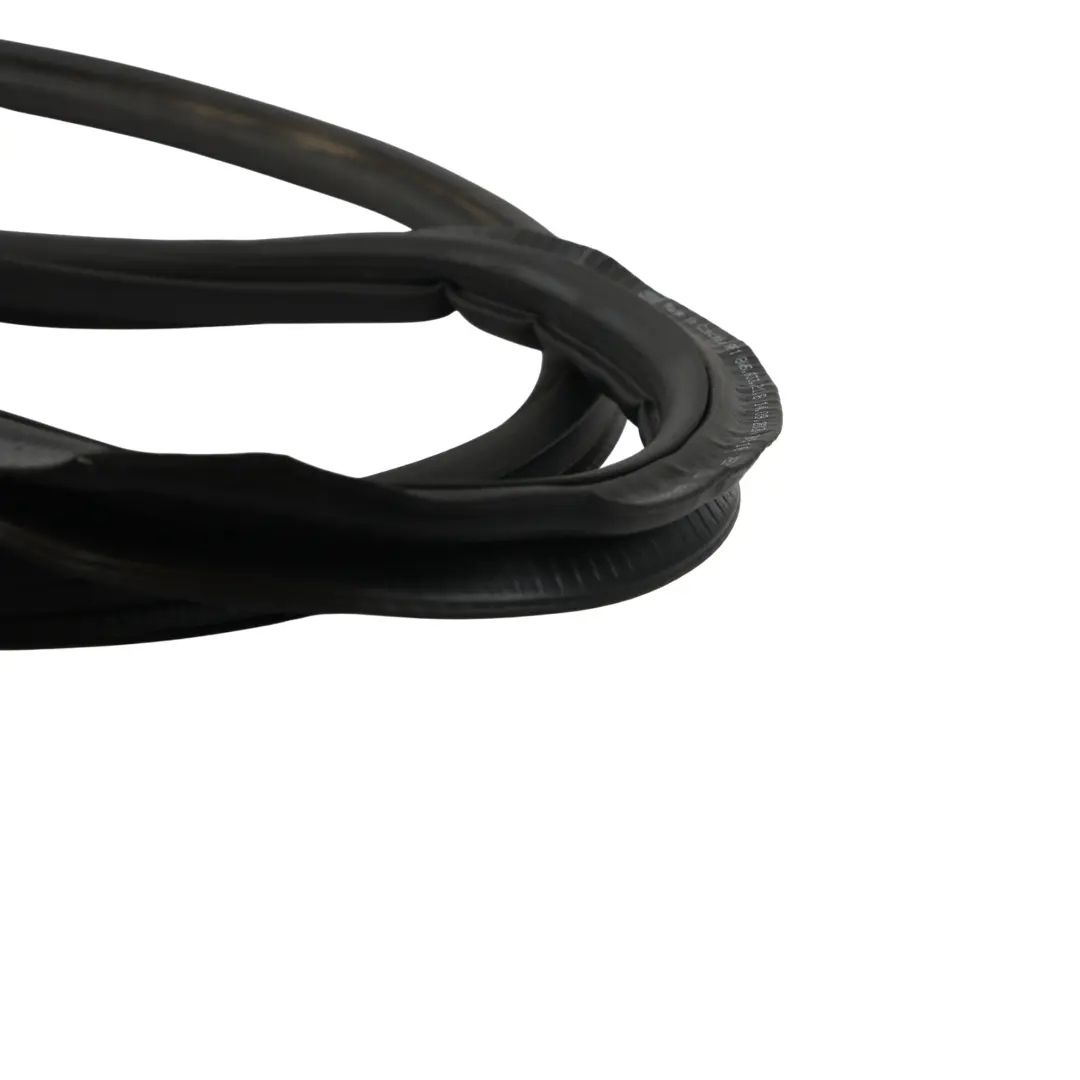Audi A4 B9 S4 8W Türdichtung Gummistreifen Hinten Links Rechts - SKU 8W5833721B - Teilenummer 8W5833721B