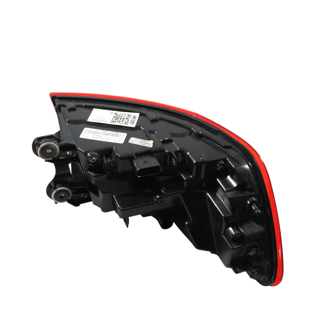 Piloto Trasero LED Exterior Derecho para Audi A4 B9 Sedan con número de pieza 8W5945092AA Audi A4 B9 Sedan Piloto Trasero LED Exterior Derecho - SKU 8W5945092AA - Número de pieza 8W5945092AA