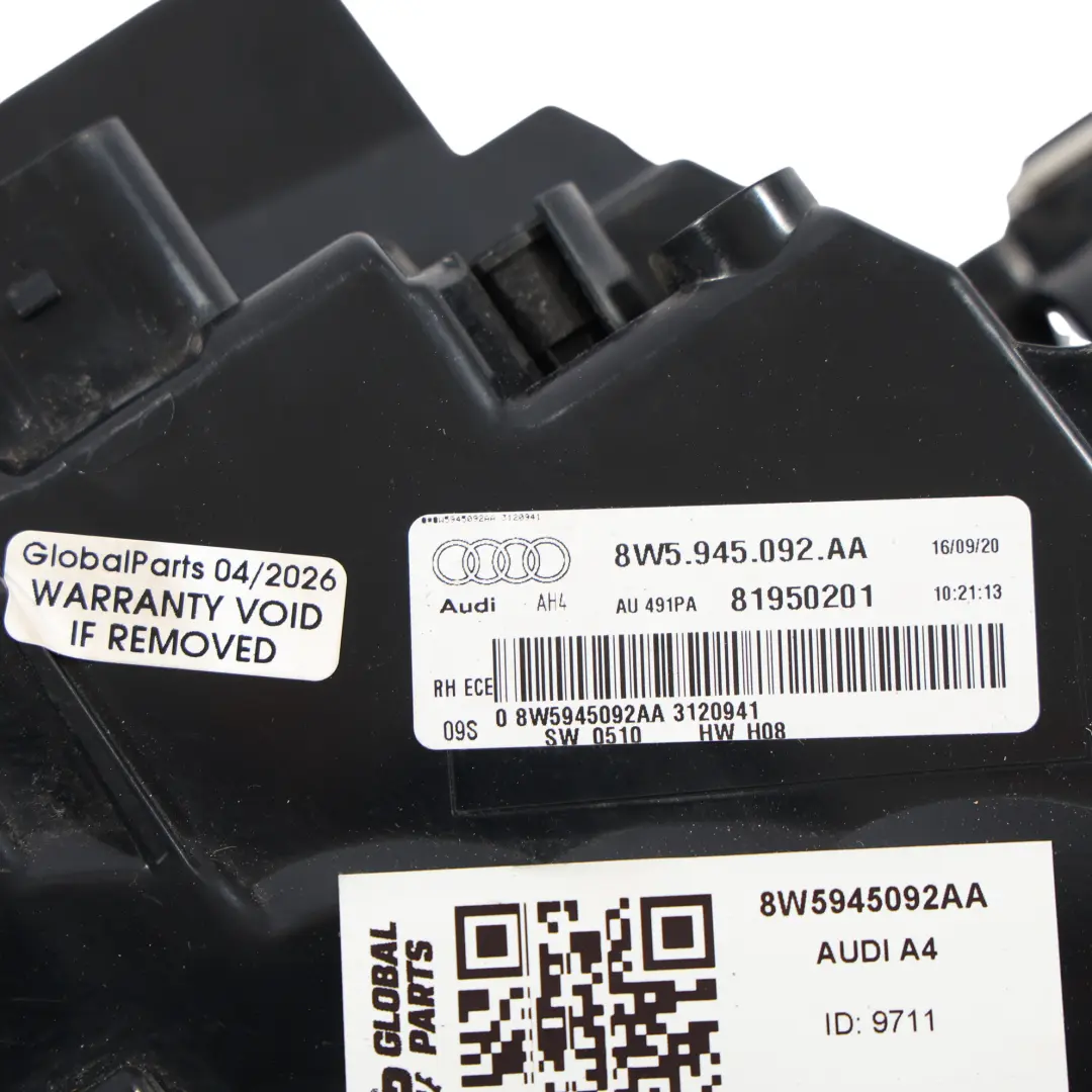 Audi A4 B9 Berline Feu Arrière LED Extérieur Droit - SKU 8W5945092AA - Numéro de pièce 8W5945092AA