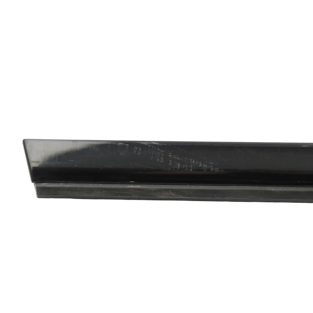 Audi A5 F5 Junta Burlete Ventana Puerta Delantera Izquierda - SKU 8W6853283E - Número de pieza 8W6853283E