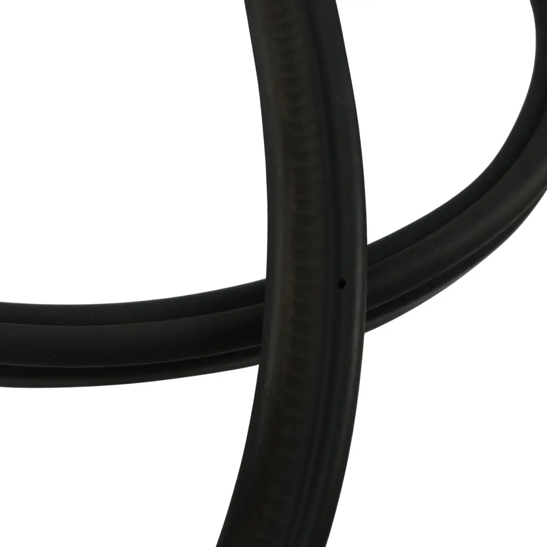 Guarnizione Portellone Bagagliaio per Audi A5 S5 RS5 F5 con numero di parte 8W8827705C Audi A5 S5 RS5 F5 Guarnizione Portellone Bagagliaio - SKU 8W8827705C - Numero di parte 8W8827705C