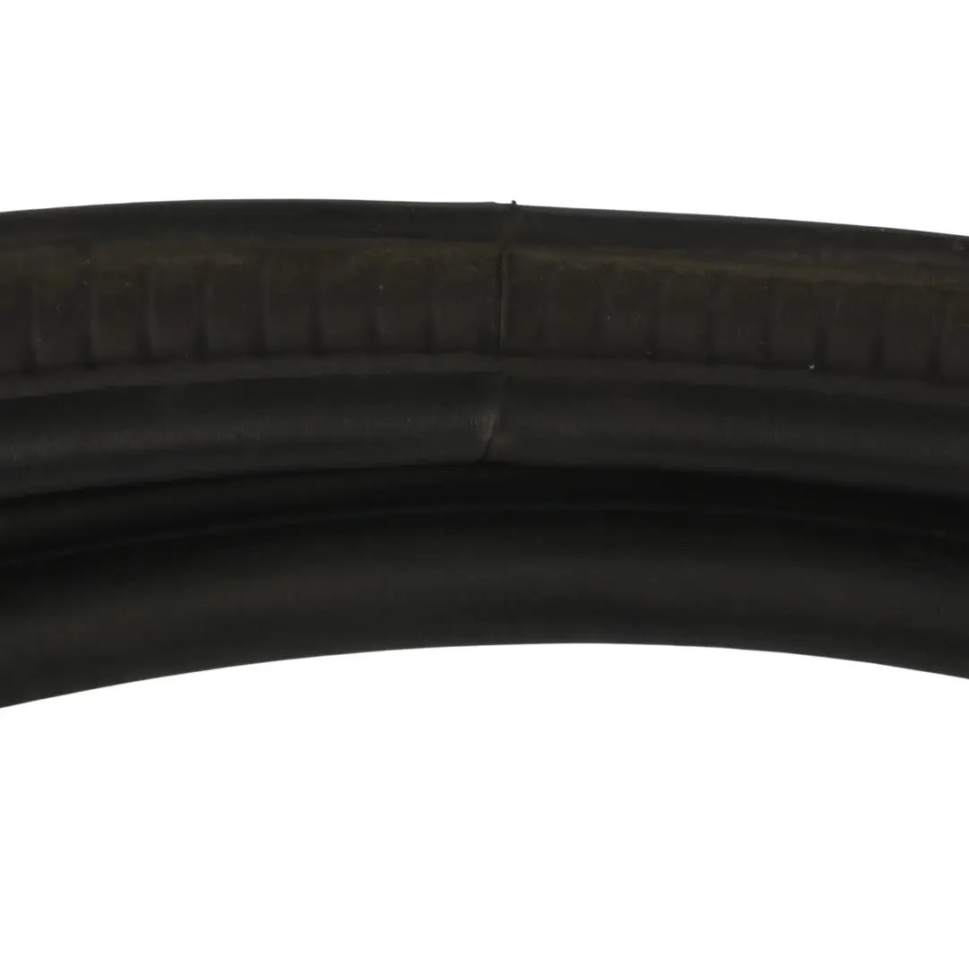 Uszczelka Gumowa Klapy Bagażnika do Audi A5 S5 RS5 F5 o numerze 8W8827705C Audi A5 S5 RS5 F5 Uszczelka Gumowa Klapy Bagażnika - SKU 8W8827705C - Numer Części 8W8827705C