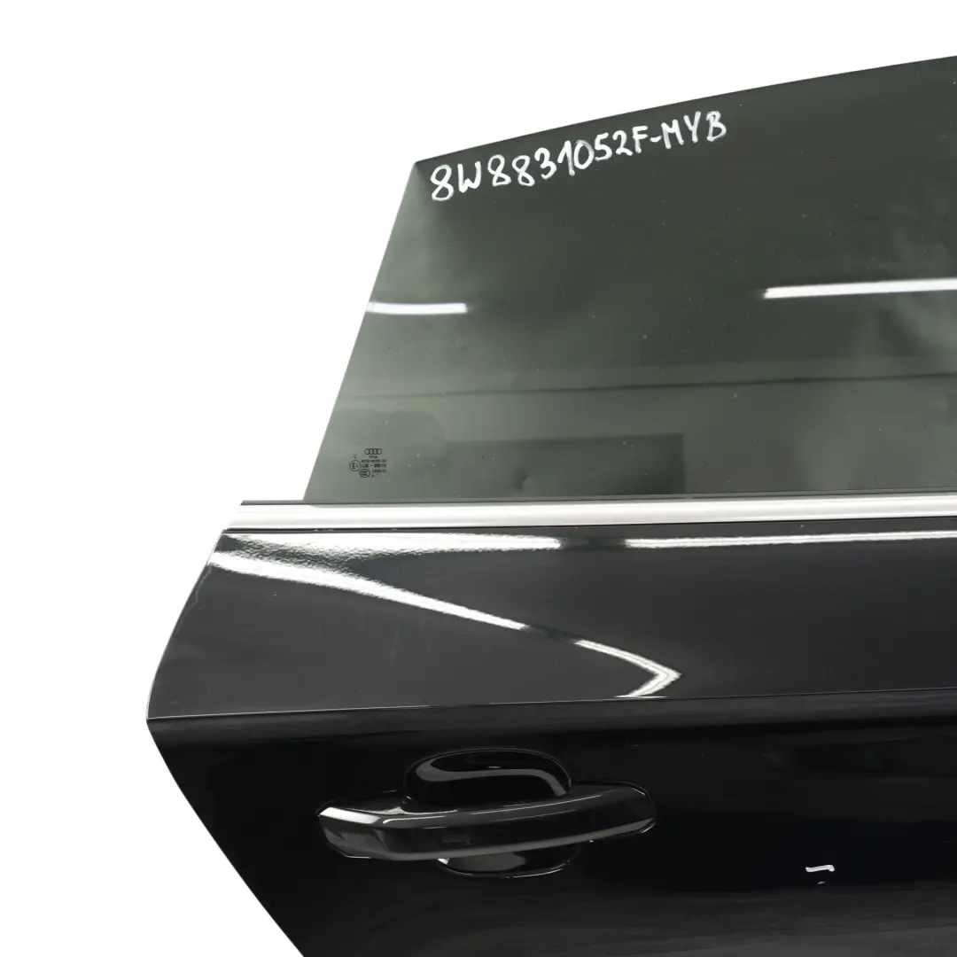 Audi A5 F5 Tür Vorne Rechts Abdeckblende Mythisch Schwarz Metallic Y9T - SKU 8W8831052F-MYB - Teilenummer 8W8831052F