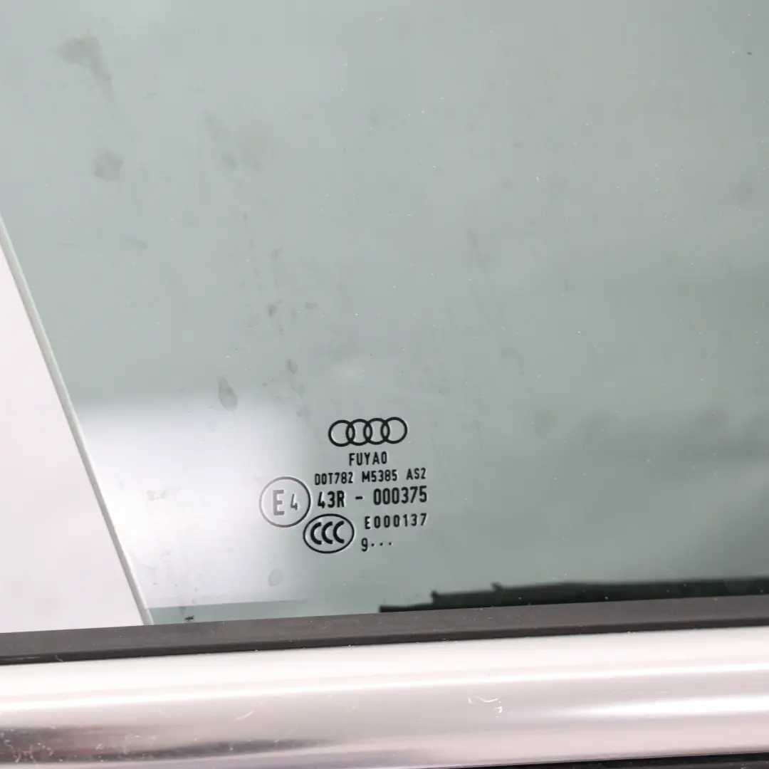 Pannello Porta Posteriore Destra Nero Mitico Metallizzato Y9T per Audi A5 F5 con numero di parte 8W8833052J Audi A5 F5 Pannello Porta Posteriore Destra Nero Mitico Metallizzato Y9T - SKU 8W8833052J-MYB - Numero di parte 8W8833052J