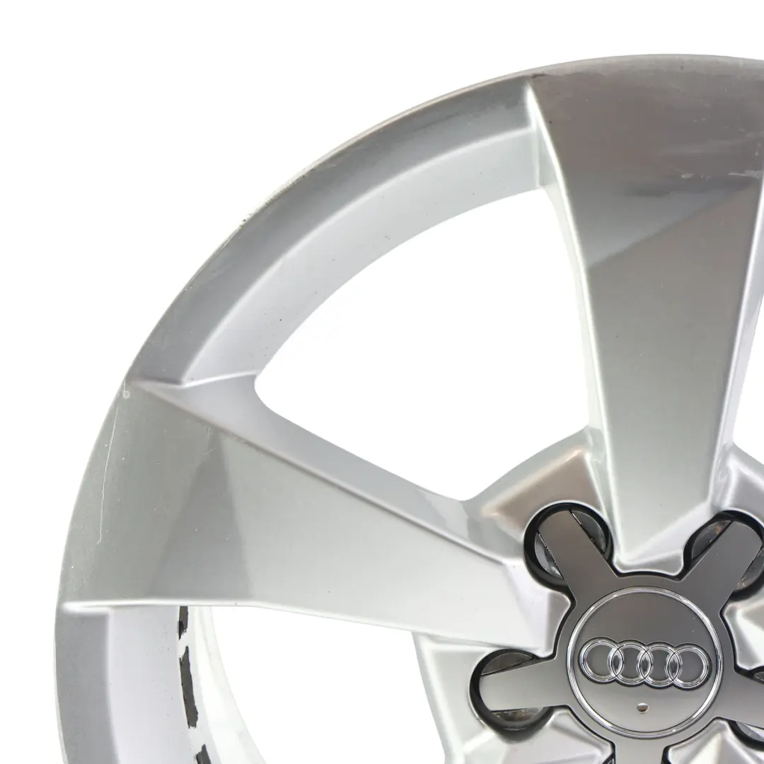 Audi A1 8X Jante en alliage argenté 16" 7J ET:34 La flèche l'étoile - SKU 8XA601025A-1 - Numéro de pièce 8XA601025A