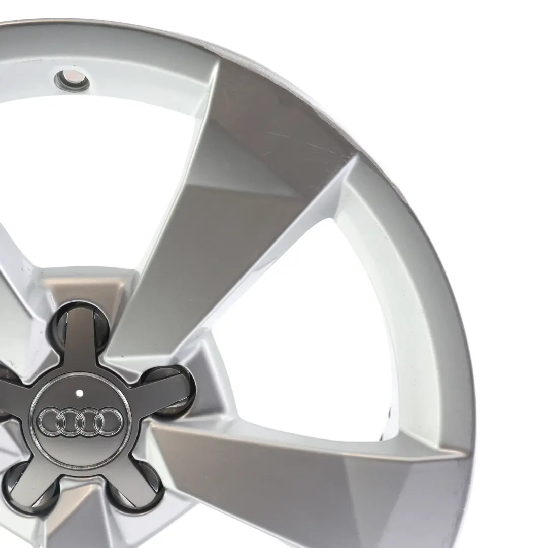 Audi A1 8X Jante Alliage Argent 16" 7J ET:34 Rayons Étoilés - SKU 8XA601025A-4 - Numéro de pièce 8XA601025A
