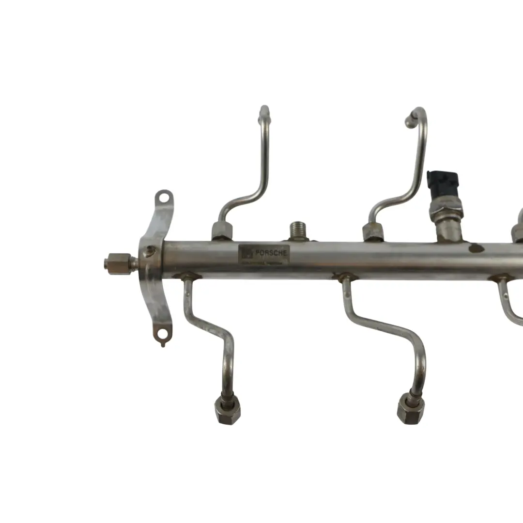 Porsche Cayenne Turbo 92a Fuel Injection Rail 4.8 V8 4852 Petrol - SKU 94811011556 - Part number 94811011556