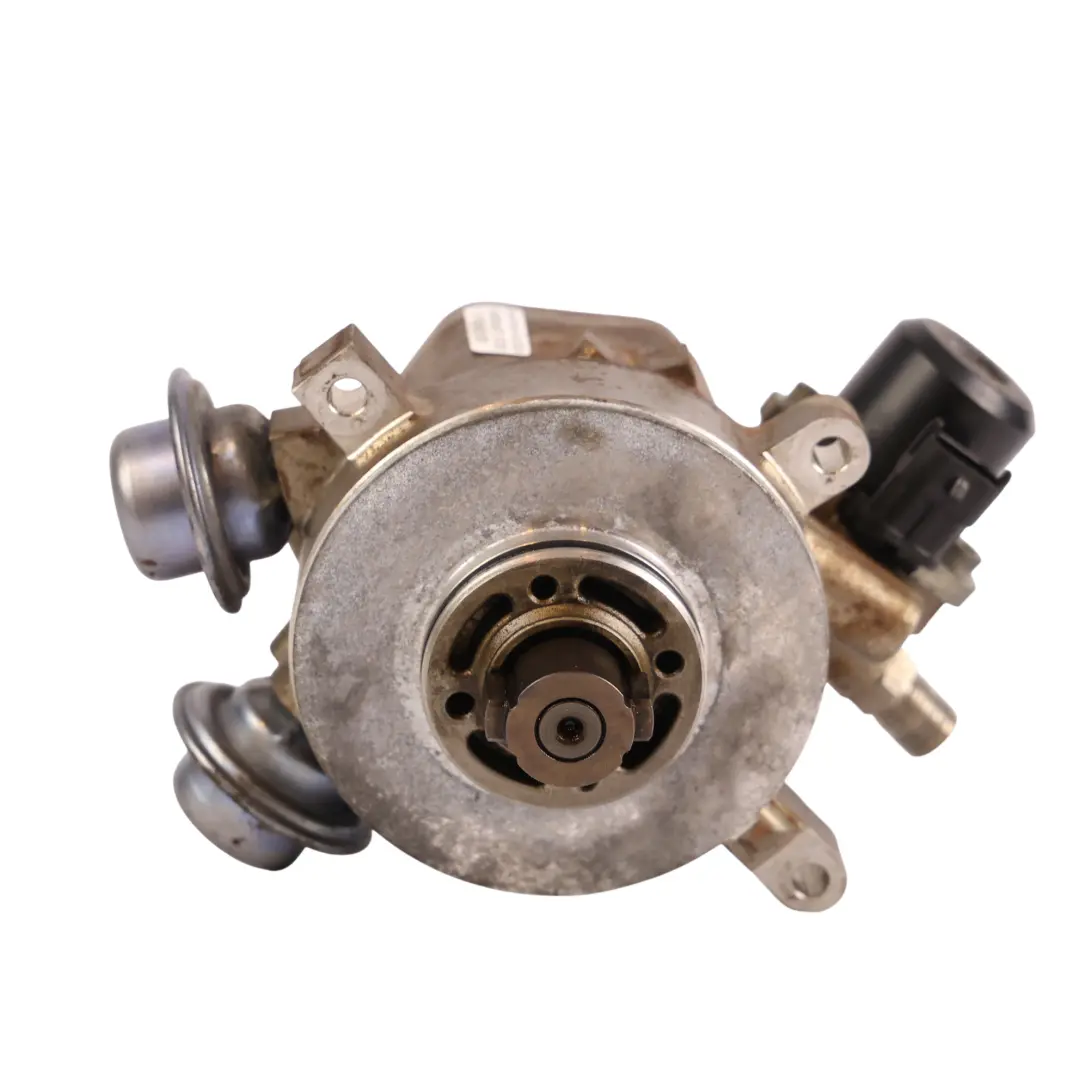 High Pressure Fuel Pump to Porsche Cayenne Turbo 92a Panamera 970 with Part number 94811031572 Porsche Cayenne Turbo 92a Panamera 970 High Pressure Fuel Pump - SKU 94811031572 - Part number 94811031572