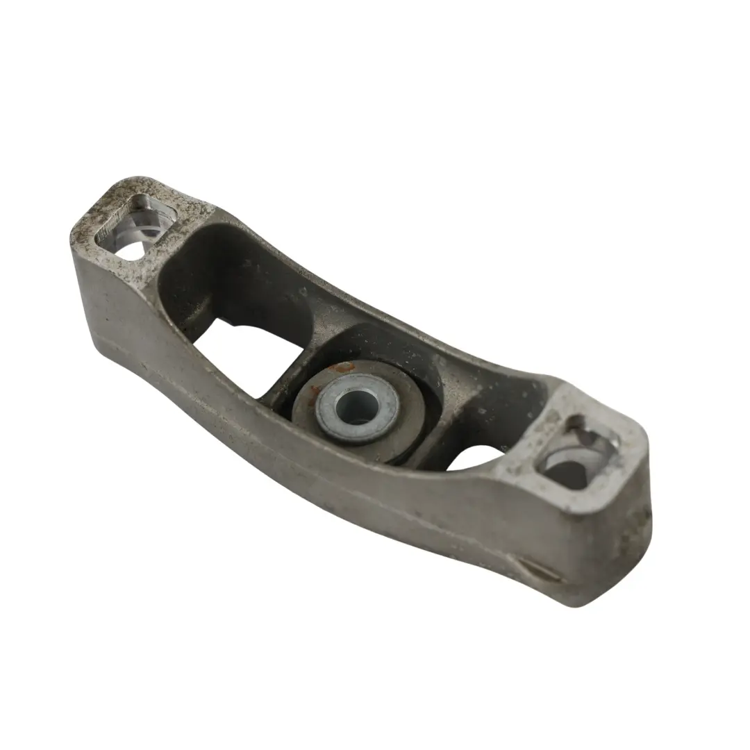 Supporto Montaggio Iniettore Carburante per Porsche Cayenne 9PA con numero di parte 94811051501 Porsche Cayenne 9PA Supporto Montaggio Iniettore Carburante - SKU 94811051501 - Numero di parte 94811051501