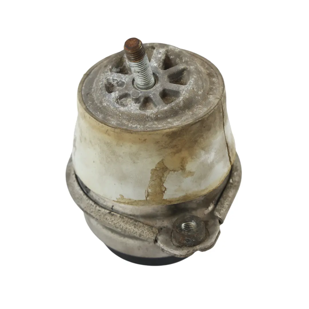 Halterung Träger Links für Porsche Cayenne Turbo 92A Motor mit Teilenummer 94837504903 Porsche Cayenne Turbo 92A Motor Halterung Träger Links - SKU 94837504903 - Teilenummer 94837504903