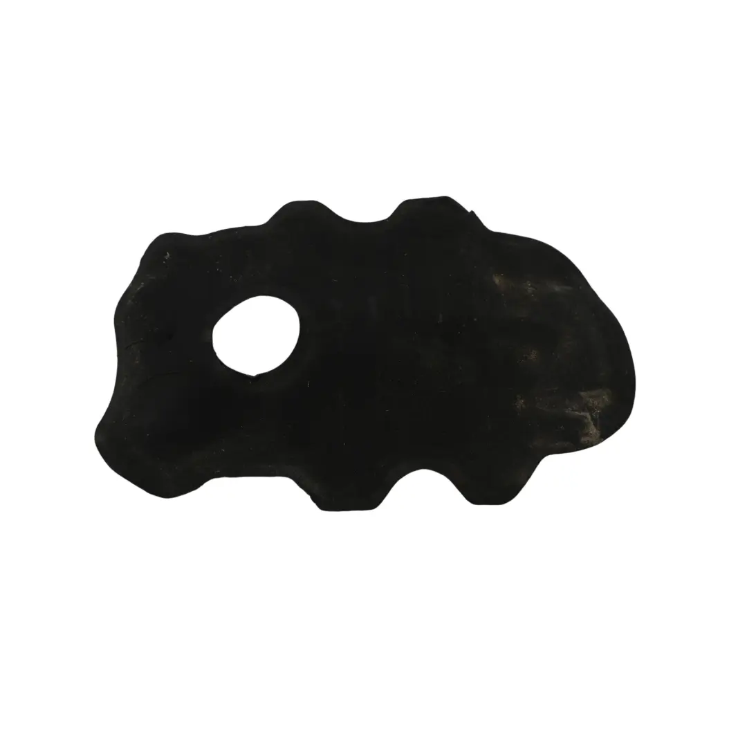 Tappetino Isolante Protezione Calore 06E103977B per Porsche Cayenne 92A con numero di parte 95810467702 Porsche Cayenne 92A Tappetino Isolante Protezione Calore 06E103977B - SKU 95810467702 - Numero di parte 95810467702