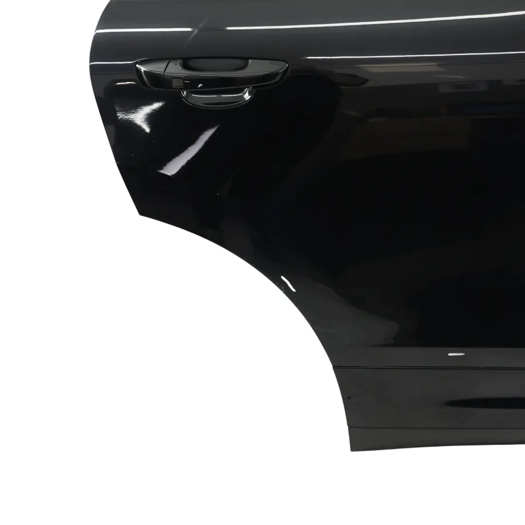 Drzwi Tylne Prawe Jet Black Metallic - C9X do Porsche Cayenne 92A o numerze 95853301200 Porsche Cayenne 92A Drzwi Tylne Prawe Jet Black Metallic - C9X - SKU 95853301200-JBL - Numer Części 95853301200