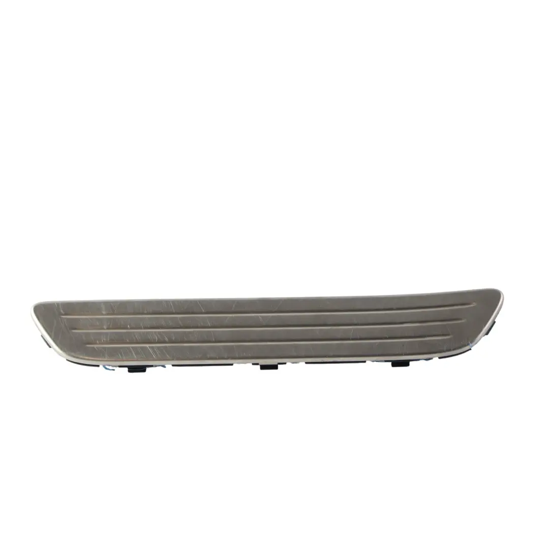 Moldura Umbral Puerta Trasera Derecha para Porsche Cayenne 92A con número de pieza 95855579401 Porsche Cayenne 92A Moldura Umbral Puerta Trasera Derecha - SKU 95855579401 - Número de pieza 95855579401