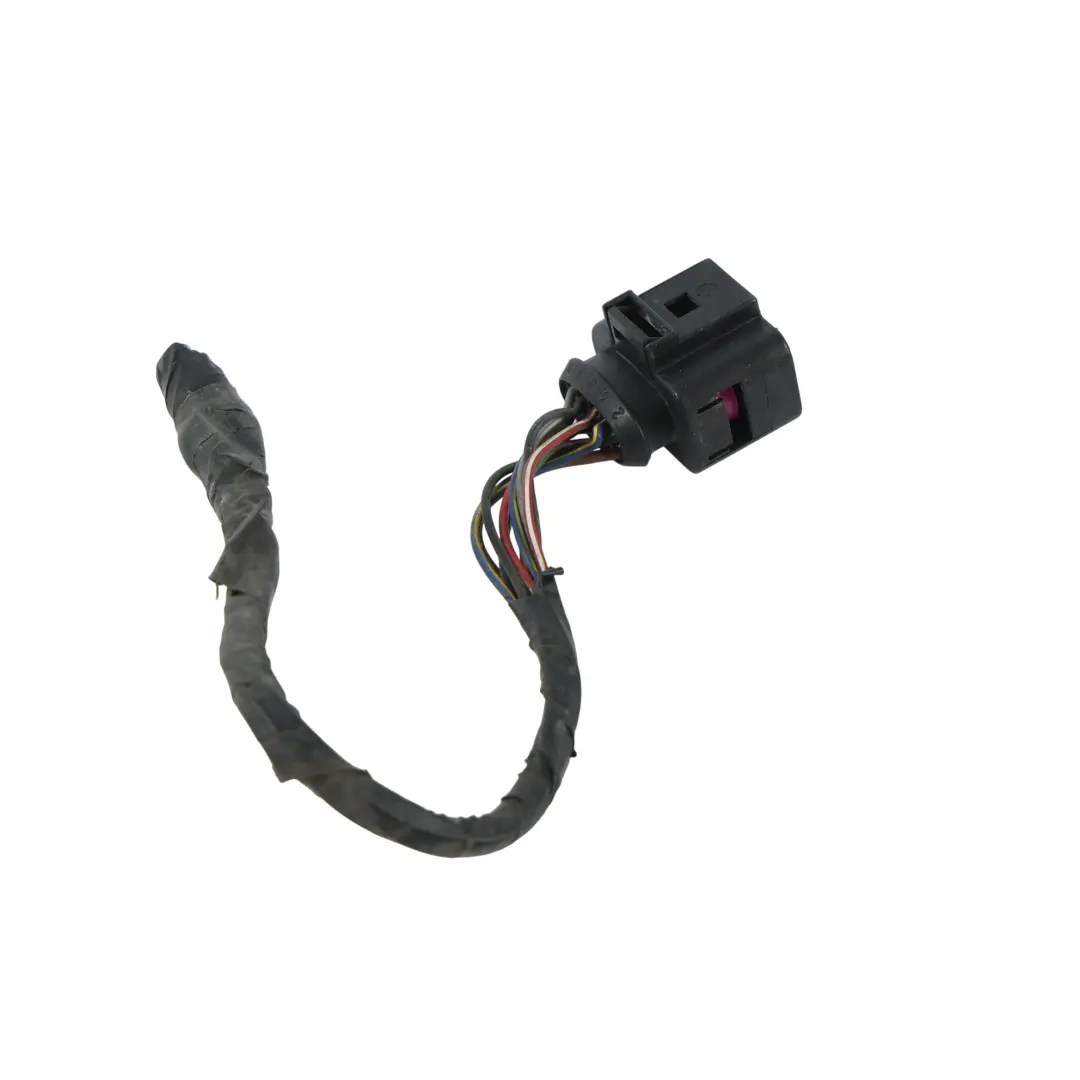 Heckleuchte Kabel Stecker Rechts für Porsche Cayenne 92A mit Teilenummer 95863109602 Porsche Cayenne 92A Heckleuchte Kabel Stecker Rechts - SKU 95863109602-2 - Teilenummer 95863109602