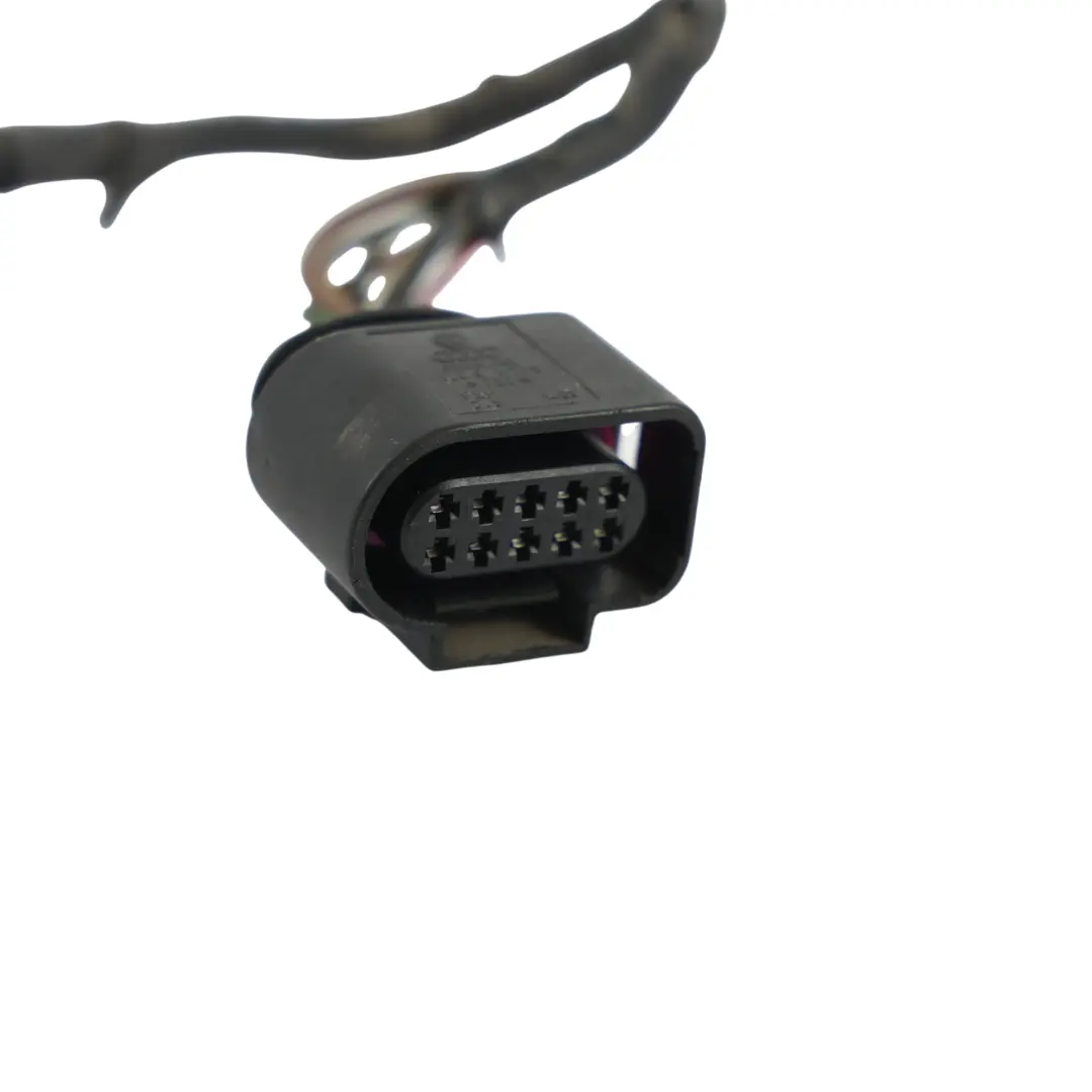 Tail Light Lamp Cable Wire Plug Right O/S to Porsche Cayenne 92A Rear with Part number 95863109602 Porsche Cayenne 92A Rear Tail Light Lamp Cable Wire Plug Right O/S - SKU 95863109602-2 - Part number 95863109602