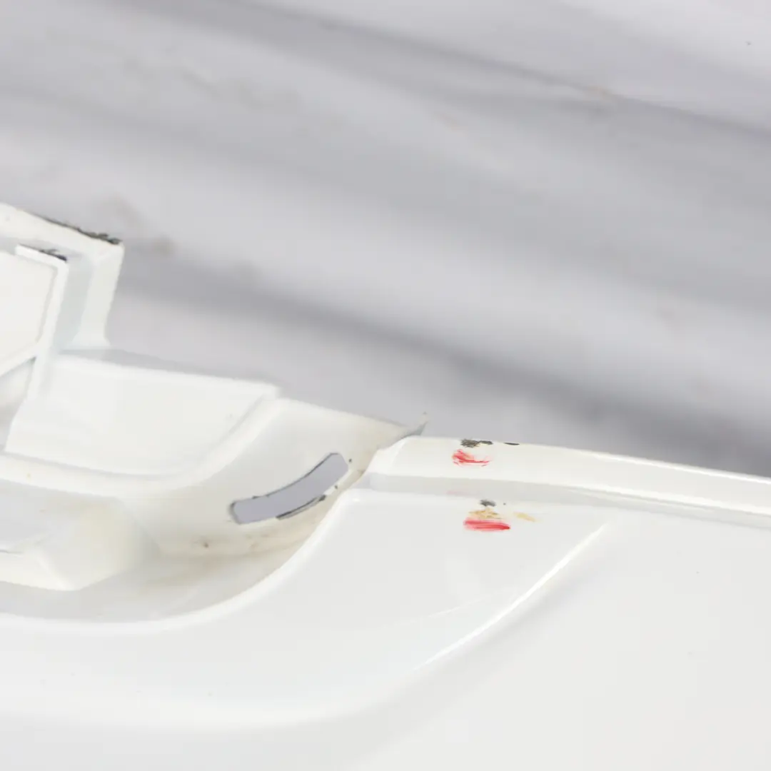 Pannello Trim Paraurti Anteriore Bianco B15 per Mini R60 R61 con numero di parte 9806063 Mini R60 R61 Pannello Trim Paraurti Anteriore Bianco B15 - SKU 9806063-LW3 - Numero di parte 9806063