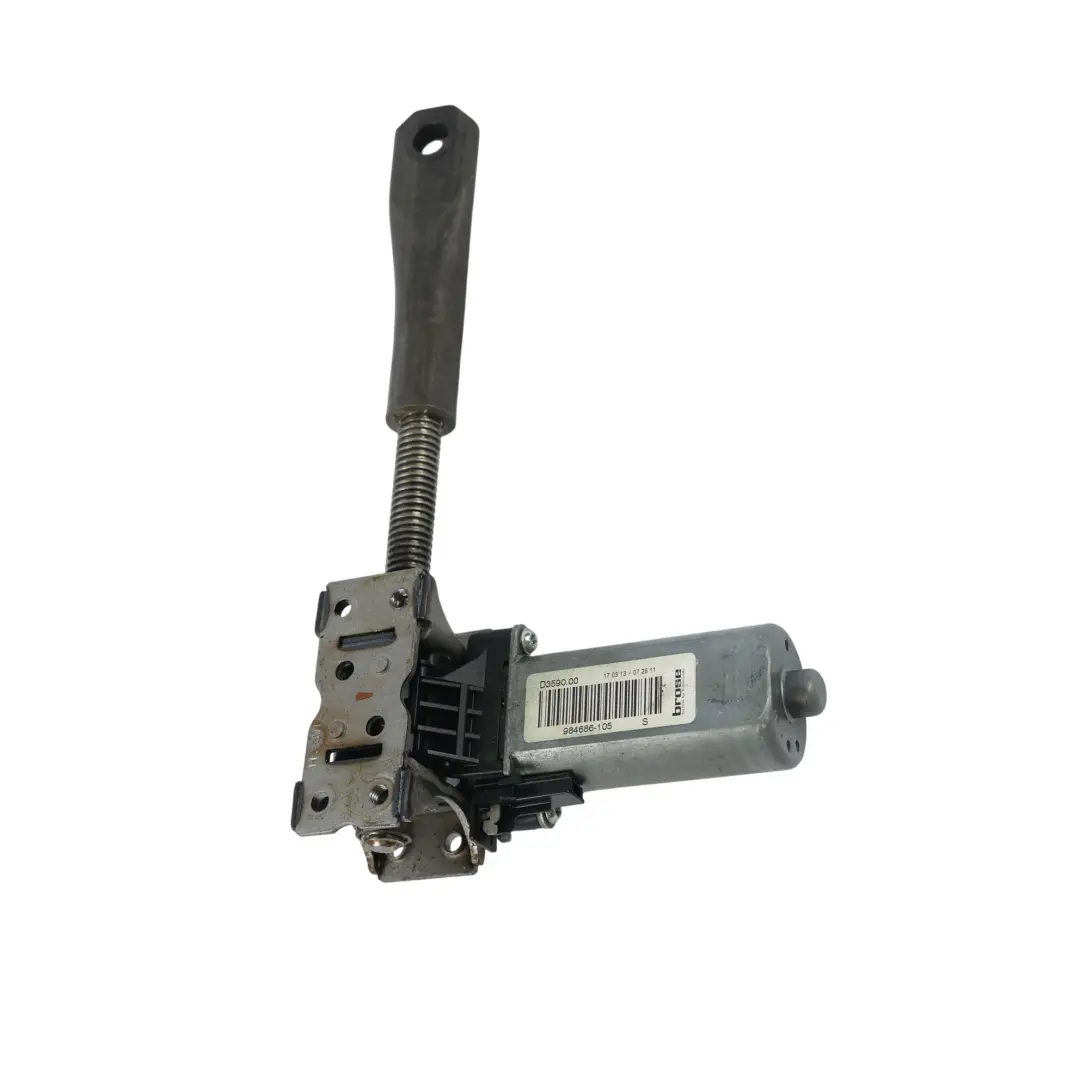 Audi A5 8T Porsche Cayenne 92A Front Seat Adjustment Regulator Motor - SKU 984686-105 - Part number 984686
