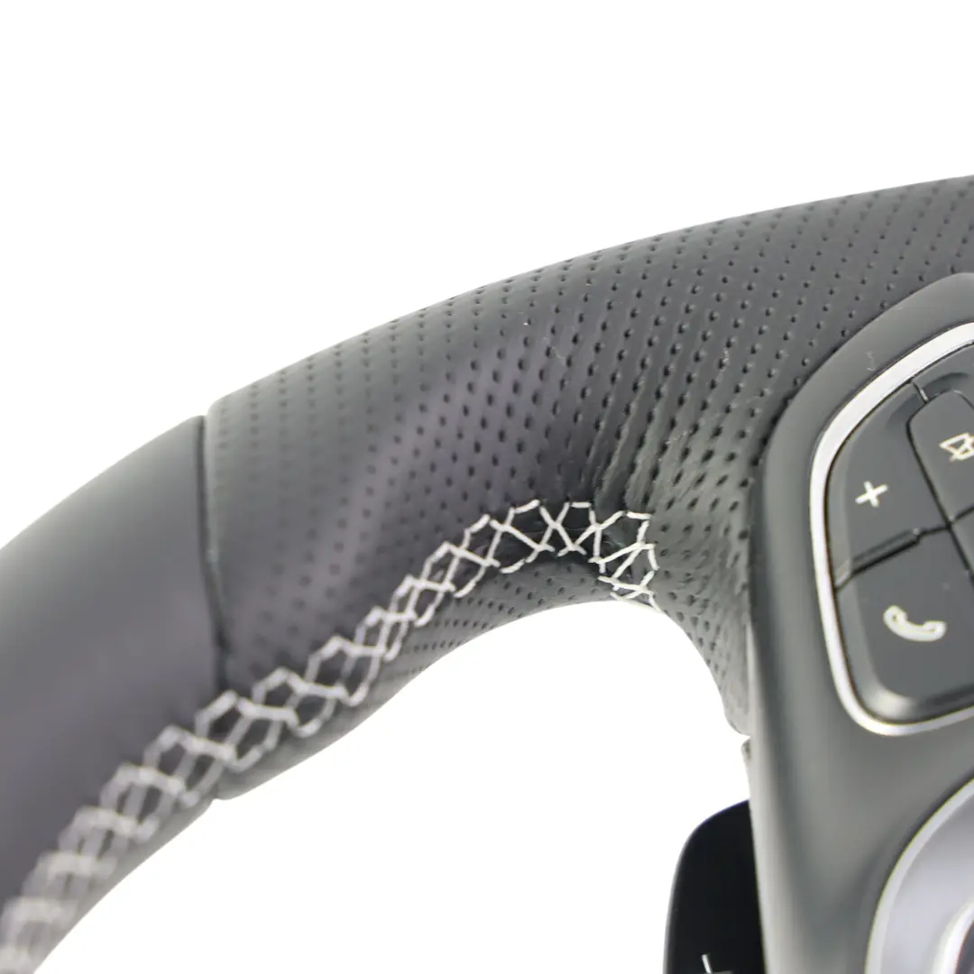 Mercedes C117 W176 W246 Volante NUEVO Cuero Levas Cambio - SKU A0004604603-1 - Número de pieza A0004604603