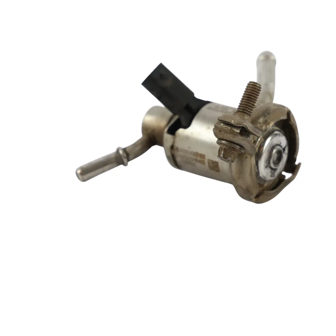 W907 AdBlue Additiv Einspritzdüse Diesel für Mercedes W213 W223 mit Teilenummer A0004905100 Mercedes W213 W223 W907 AdBlue Additiv Einspritzdüse Diesel - SKU A0004905100 - Teilenummer A0004905100