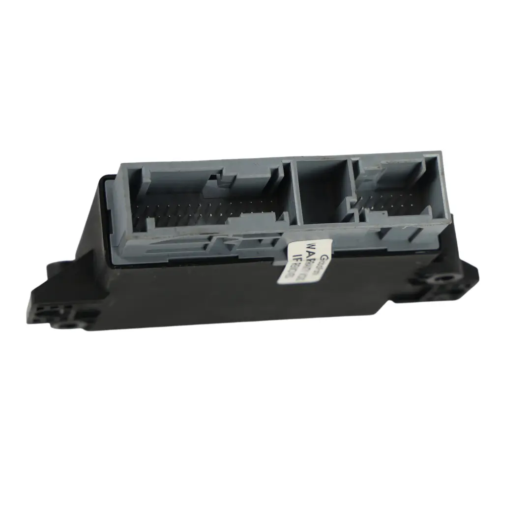 PDC Parkassistent Steuergerät Modul für Mercedes C205 S205 W205 mit Teilenummer A0009009405 Mercedes C205 S205 W205 PDC Parkassistent Steuergerät Modul - SKU A0009009405 - Teilenummer A0009009405
