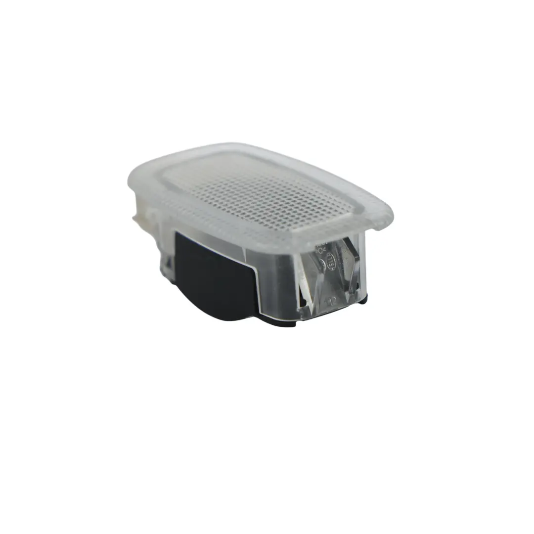 W207 A207 C207 W212 Lampka Kabiny do MERCEDES W204 o numerze A0028202101 MERCEDES W204 W207 A207 C207 W212 Lampka Kabiny - SKU A0028202101 - Numer Części A0028202101