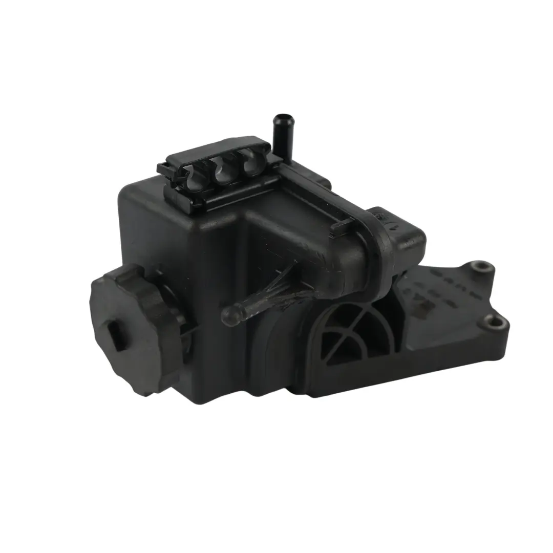  Pompe de direction assistée Mercedes W639 W906 OM651 Réservoir pompe A0064661701 - SKU A0064667801-4 - Numéro de pièce A0064667801