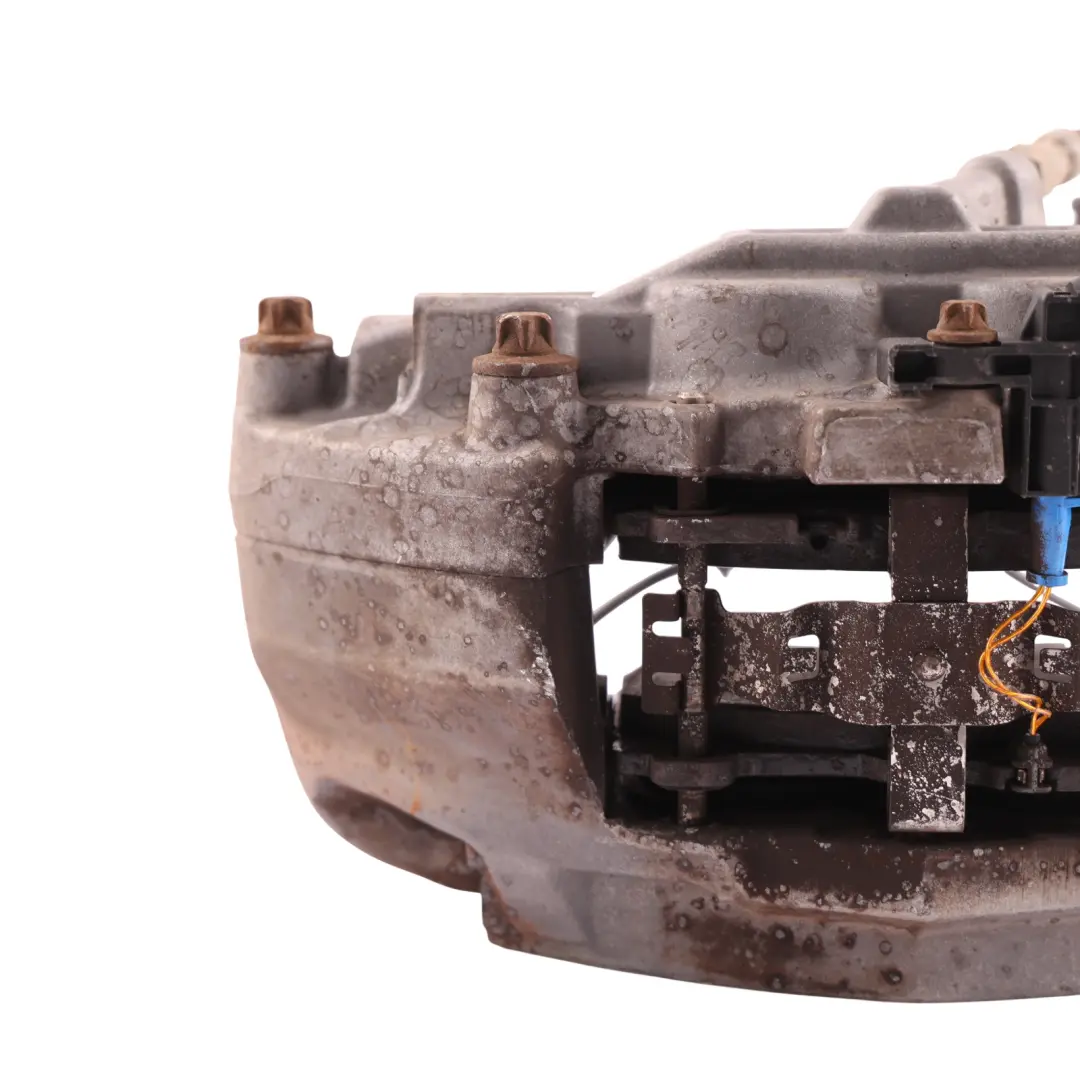 Front Brake Caliper Hosuing Right O/S to Mercedes W205 with Part number A0114219298 Mercedes W205 Front Brake Caliper Hosuing Right O/S - SKU A0114219298 - Part number A0114219298