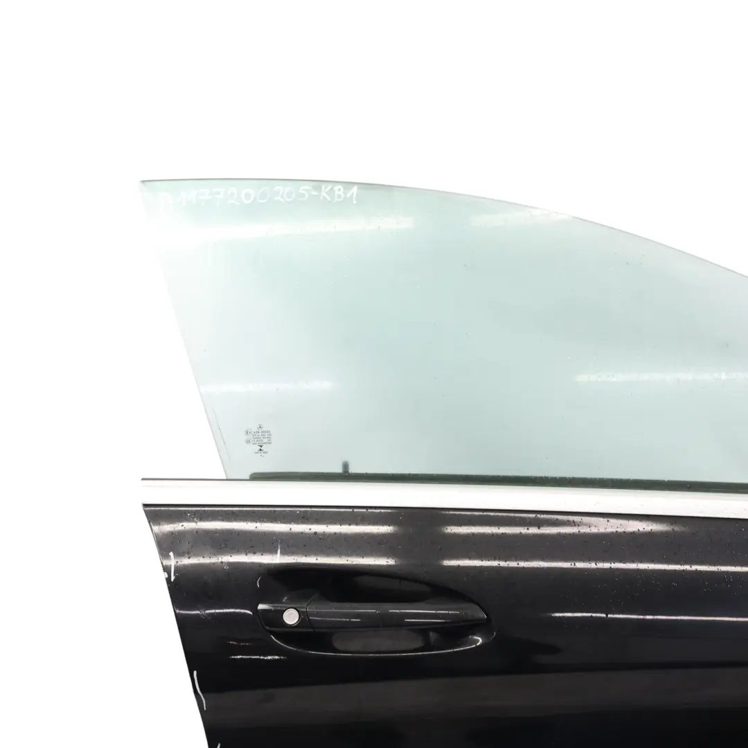 Pannello Copertura Porta Anteriore Destra Nero Kosmos Metallizzato per Mercedes C117 con numero di parte A1177200205 Mercedes C117 Pannello Copertura Porta Anteriore Destra Nero Kosmos Metallizzato - SKU A1177200205-KB1 - Numero di parte A1177200205