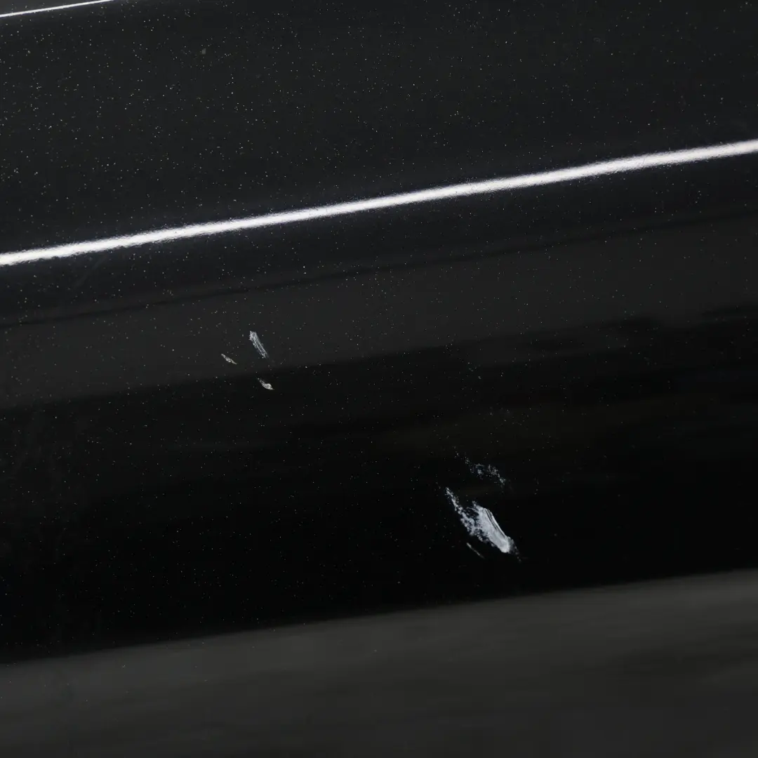Arrière Gauche Kosmos Cosmic Black Metallic - 191 pour Mercedes CLA C117 Porte à propos du numéro de pièce A1177300105 Mercedes CLA C117 Porte Arrière Gauche Kosmos Cosmic Black Metallic - 191 - SKU A1177300105-KB - Numéro de pièce A1177300105