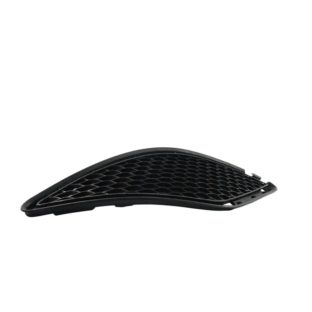 Stoßstange Kühlergrill Nierengrill Rechts für Mercedes CLA C117 mit Teilenummer A1178850422 Mercedes CLA C117 Stoßstange Kühlergrill Nierengrill Rechts - SKU A1178850422 - Teilenummer A1178850422