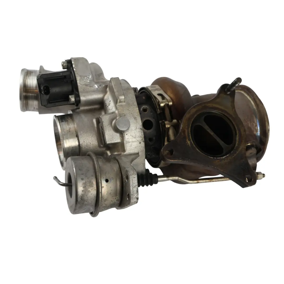 W175 A45 C117 CLA45 Turbocompressore M133 AMG per Mercedes con numero di parte A1330900480 Mercedes W175 A45 C117 CLA45 Turbocompressore M133 AMG - SKU A1330900480 - Numero di parte A1330900480