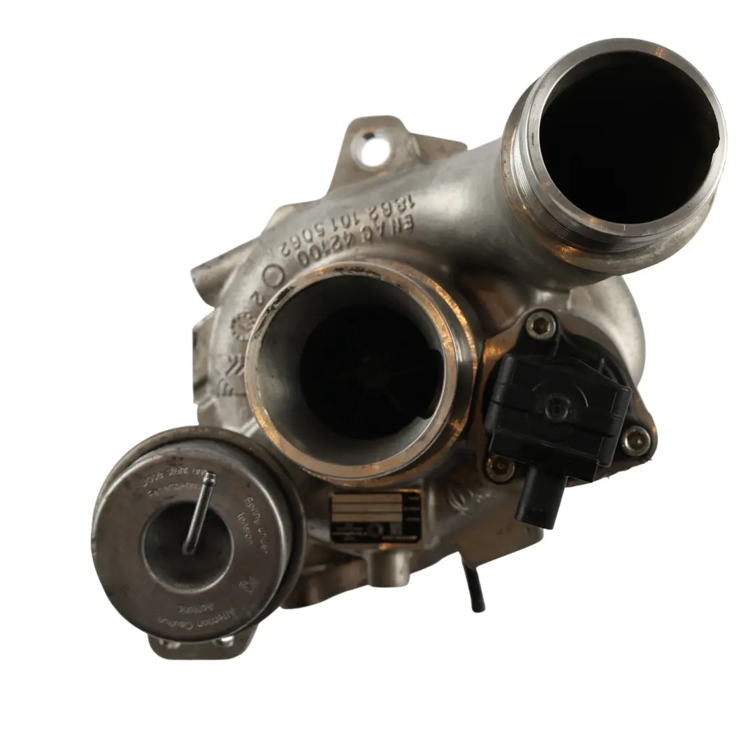 W175 A45 C117 CLA45 Turbocompressore M133 AMG per Mercedes con numero di parte A1330900480 Mercedes W175 A45 C117 CLA45 Turbocompressore M133 AMG - SKU A1330900480 - Numero di parte A1330900480