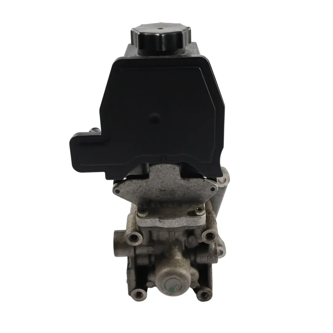 Hydraulic Power Steering Pump Unit to Mercedes C140 with Part number A1404666201 Mercedes C140 Hydraulic Power Steering Pump Unit - SKU A1404666201 - Part number A1404666201