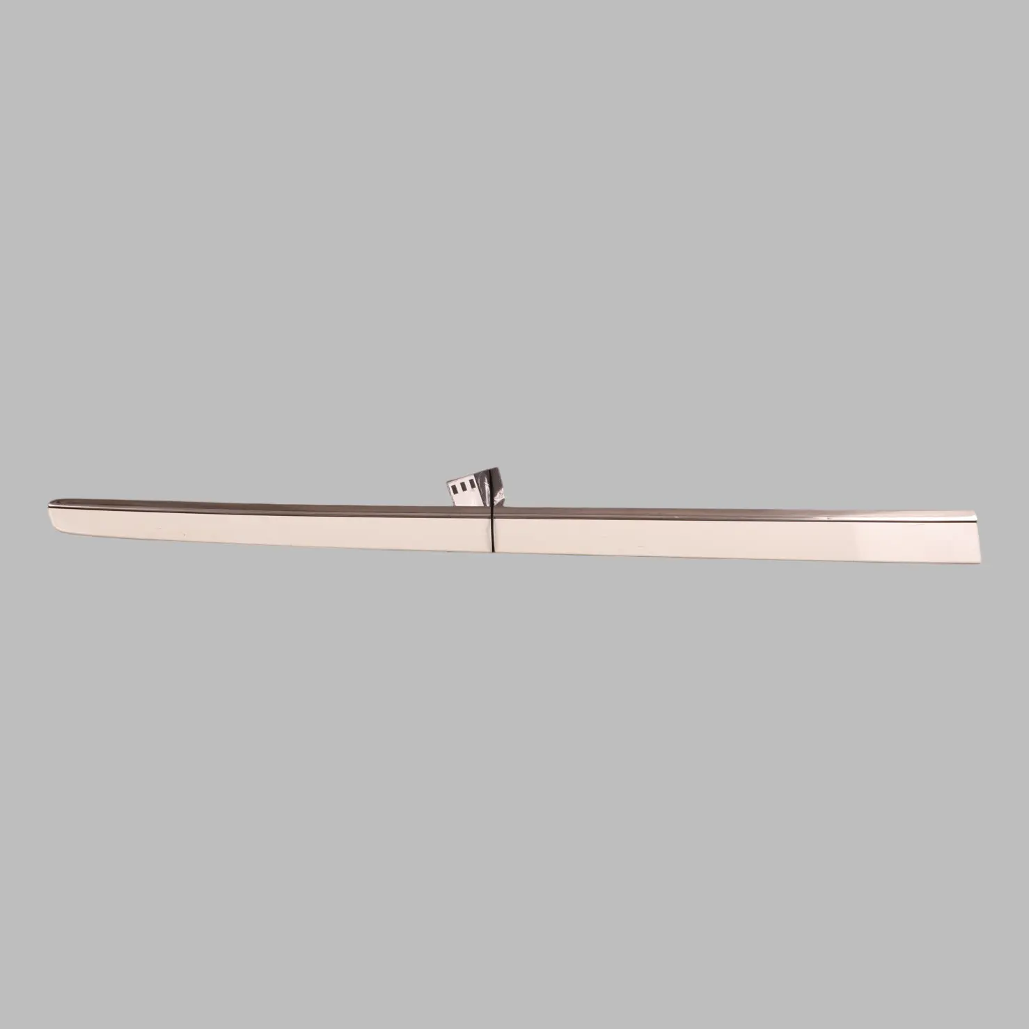 Mercedes ML W164 Front Door Trim Molding Strip Left N/S Calcite White - 650