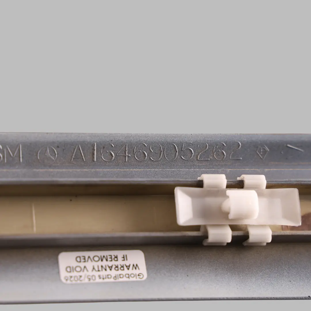 Mercedes ML W164 Front Door Trim Molding Strip Right O/S Calcite White - 650 - SKU A1646905262-CW - Part number A1646905262