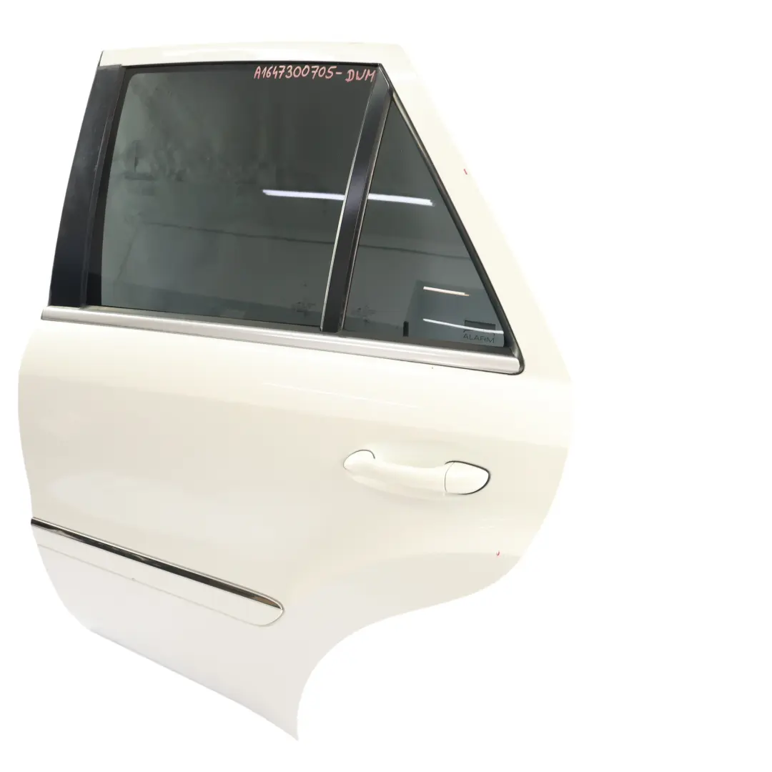 Mercedes ML W164 Puerta Trasera Izquierda Diamond White Metallic - 799 - SKU A1647300705-DWM - Número de pieza A1647300705