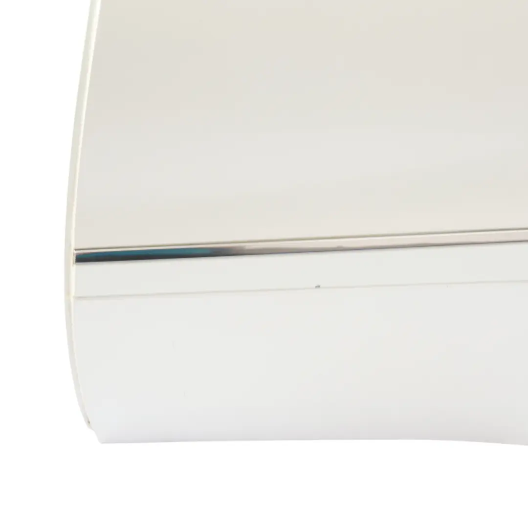 Door Rear Left N/S Diamond White Metallic - 799 to Mercedes ML W164 with Part number A1647300705 Mercedes ML W164 Door Rear Left N/S Diamond White Metallic - 799 - SKU A1647300705-DWM - Part number A1647300705