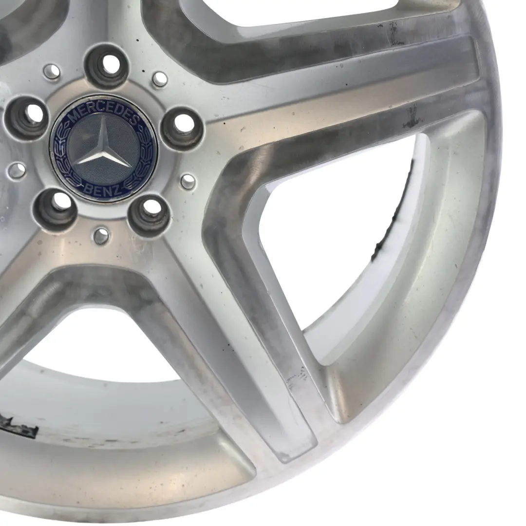 Plata AMG Llanta de aleación 20" 5 radios 9J ET:57 para Mercedes ML W166 con número de pieza A1664012002 Mercedes ML W166 Plata AMG Llanta de aleación 20" 5 radios 9J ET:57 - SKU A1664012002-2 - Número de pieza A1664012002