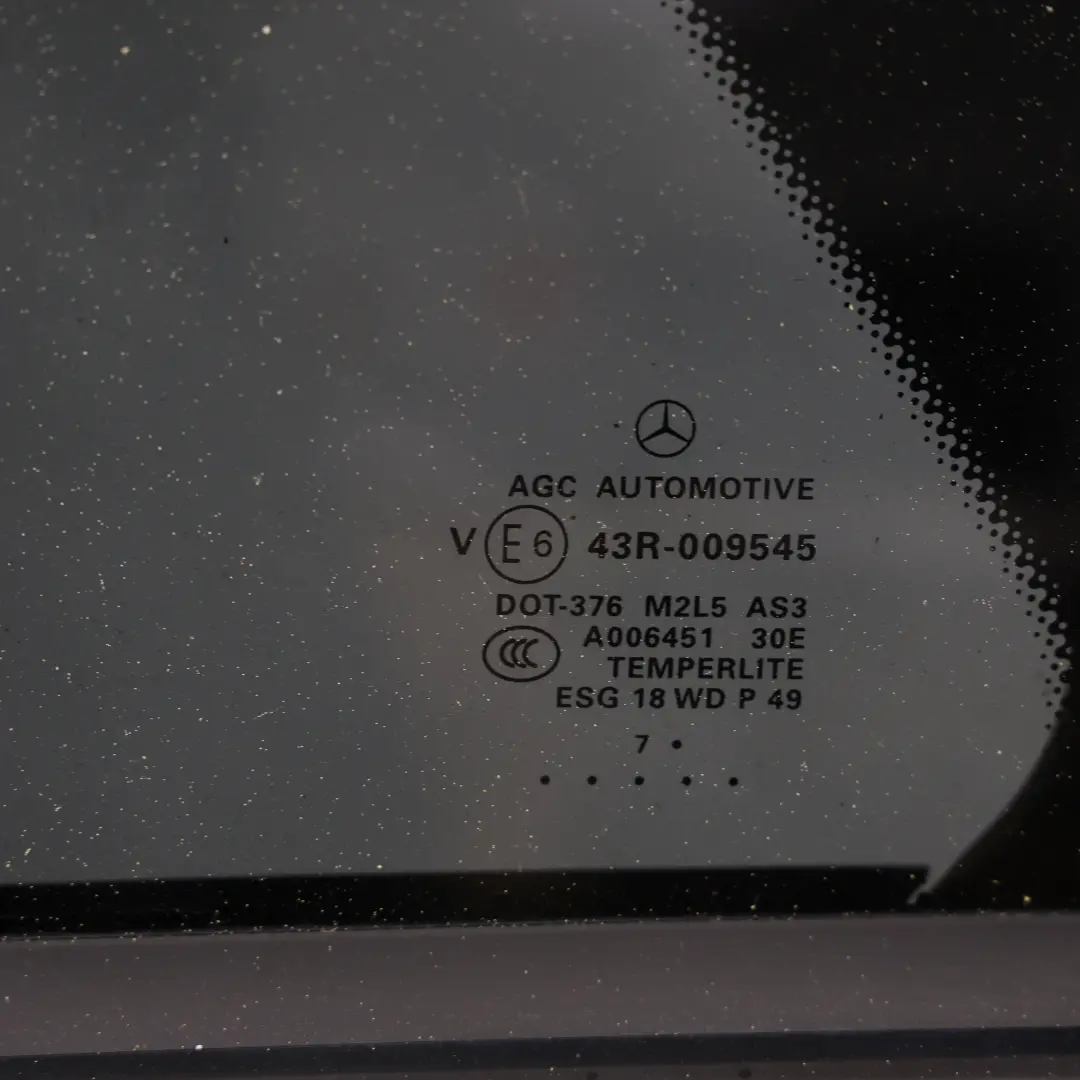 Arrière Gauche Gris Sélénite Métallisé 992 pour Mercedes ML W166 Porte à propos du numéro de pièce A1667300105 Mercedes ML W166 Porte Arrière Gauche Gris Sélénite Métallisé 992 - SKU A1667300105-SEL - Numéro de pièce A1667300105