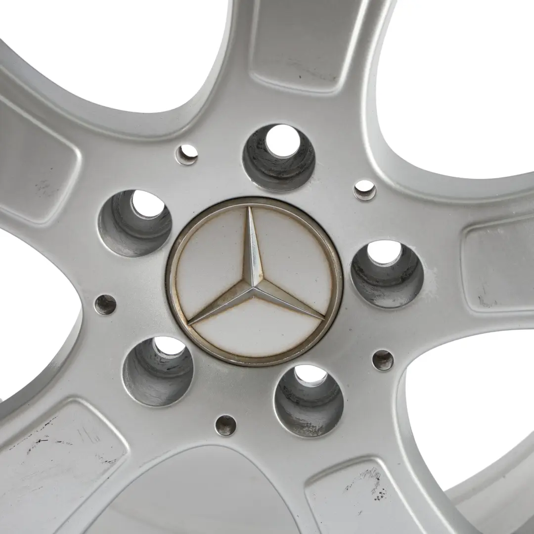 Felga Aluminiowa 16" 6J ET:46 do Mercedes W169 W245 o numerze A1694011002 Mercedes W169 W245 Felga Aluminiowa 16" 6J ET:46 - SKU A1694011002-1 - Numer Części A1694011002
