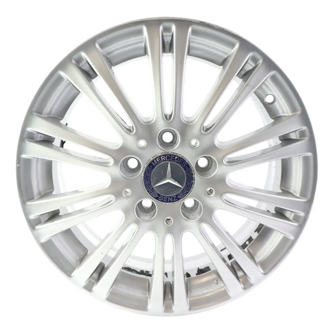 Silberne Leichtmetallfelge 16" 6J ET:46 für Mercedes W169 mit Teilenummer A1694012102 Mercedes W169 Silberne Leichtmetallfelge 16" 6J ET:46 - SKU A1694012102-2 - Teilenummer A1694012102