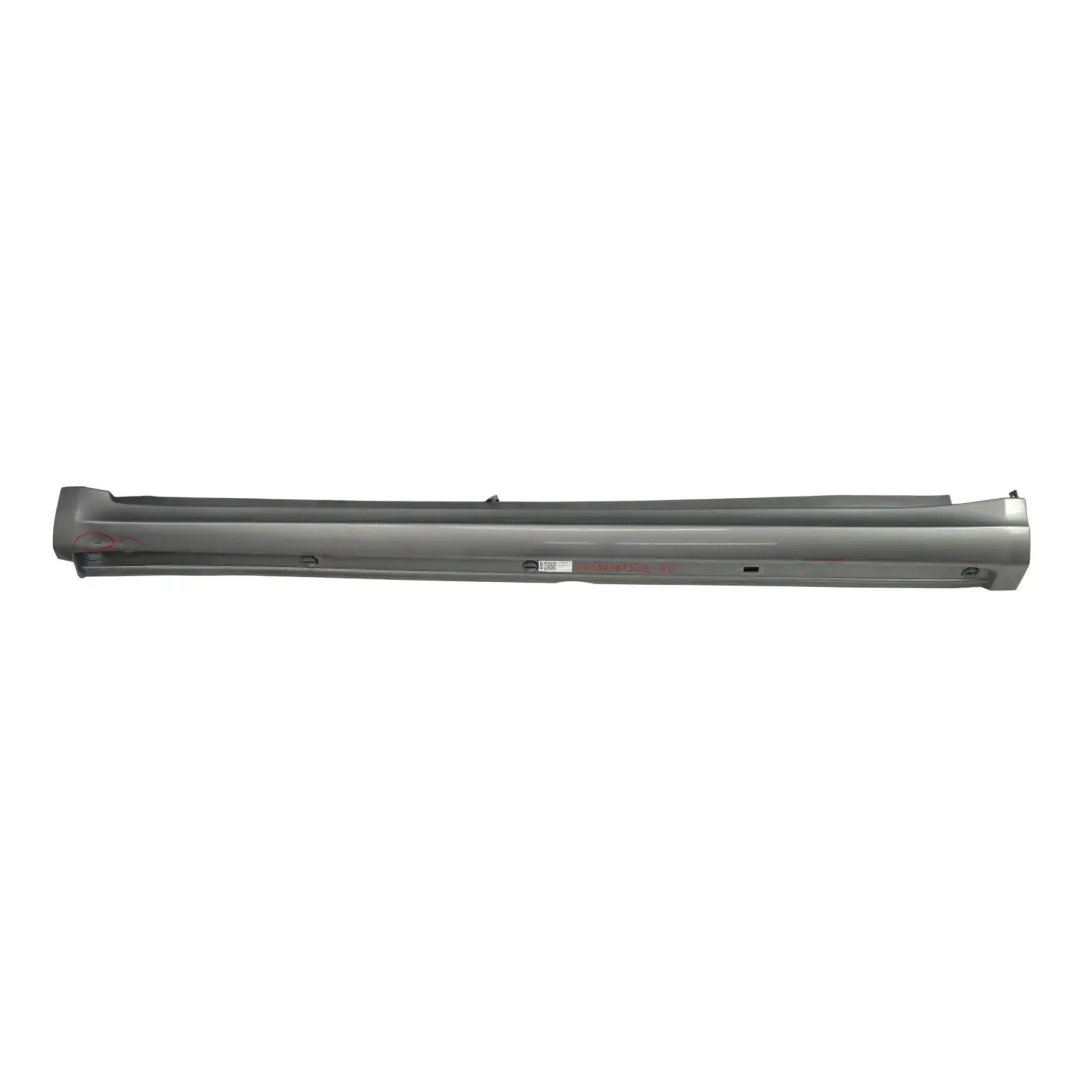 Seitenschwellerabdeckung Links Mountain Grey Metallic - 787 für Mercedes W169 mit Teilenummer A1696110308 Mercedes W169 Seitenschwellerabdeckung Links Mountain Grey Metallic - 787 - SKU A1696110308-MG - Teilenummer A1696110308