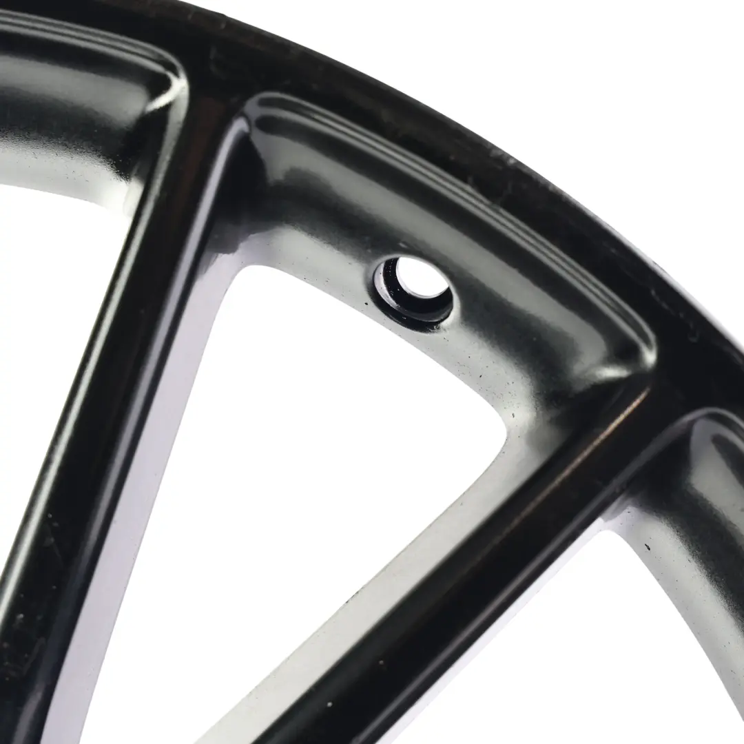 jante alliage noire 18" ET:52 7.5J pour Mercedes W176 W246 AMG à propos du numéro de pièce A1764010200 Mercedes W176 W246 AMG jante alliage noire 18" ET:52 7.5J - SKU A1764010200-1 - Numéro de pièce A1764010200